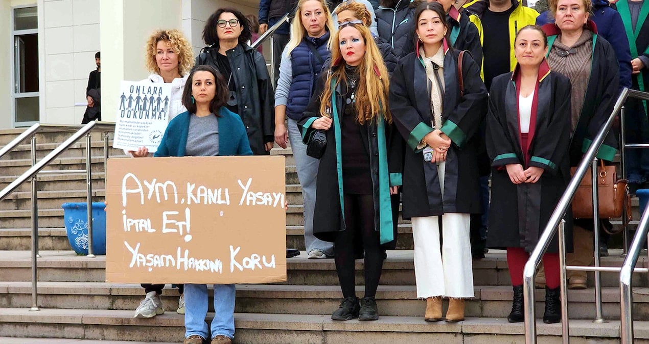 Bodrum Adliyesi’nde “Kanlı Yasayı Geri Çek” dediler