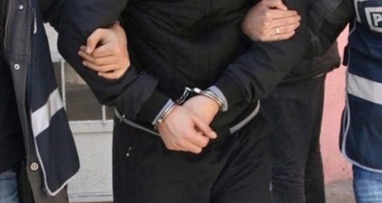 Evinde sahte içki ele geçirilen kişi gözaltına alındı